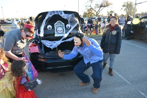 RLY_BOSS trunk or Treat.jpg