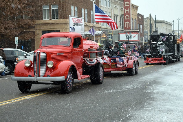 RLY_MHK_Veterans_Day_Parade_2019_5.jpg